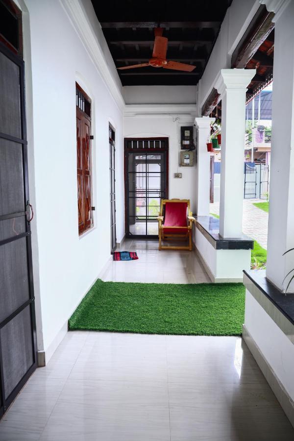 Bobbys Corner Apartment Alappuzha Ngoại thất bức ảnh